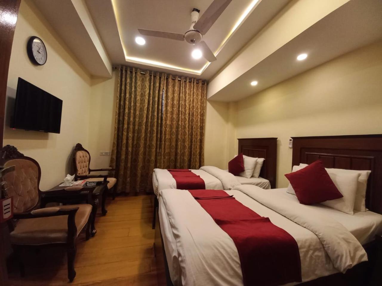 Diplomat Hotel Islamabad Eksteriør billede
